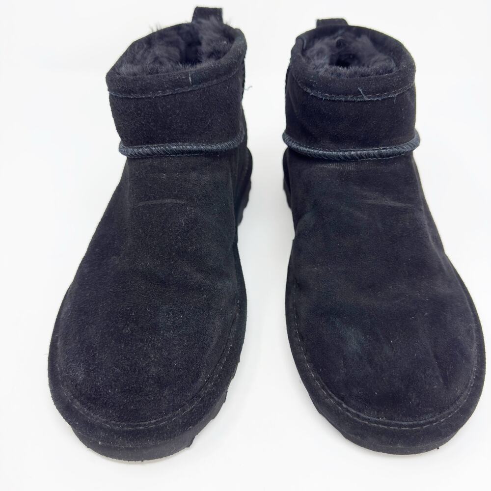 Bearpaw Women's Black Shortie Black Boot 9 - Picture 2 of 5